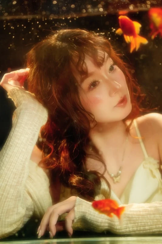 Concept “Ethereal Garden” – Vẻ Đẹp Mộng Mơ Giữa Không Gian Hoa Lá Bay Nhẹ