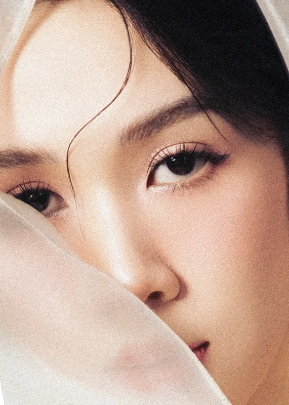 Concept “Silent Luxury” – Chân Dung Tối Giản Tông Trung Tính Mang Hơi Thở Thời Trang Cao Cấp