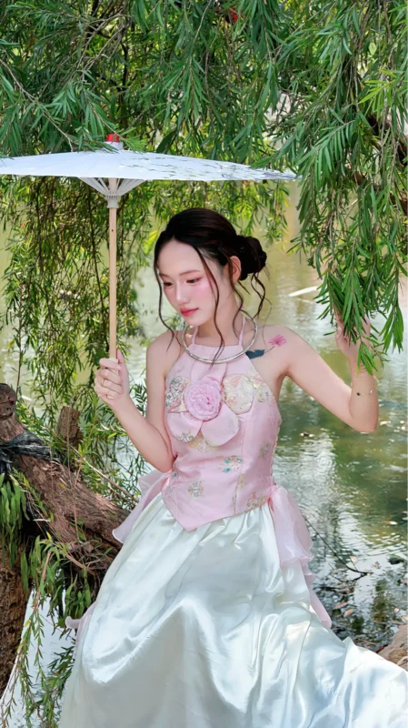 Concept “Garden Muse” – Nàng Thơ Dịu Dàng Giữa Khu Vườn Xanh 🌿