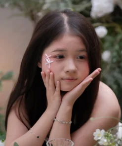 Alternative view of Concept “Pure Bloom” – Đóa Hoa Trong Trẻo Khẽ Nở Giữa Ánh Sáng Dịu Dàng 🌸