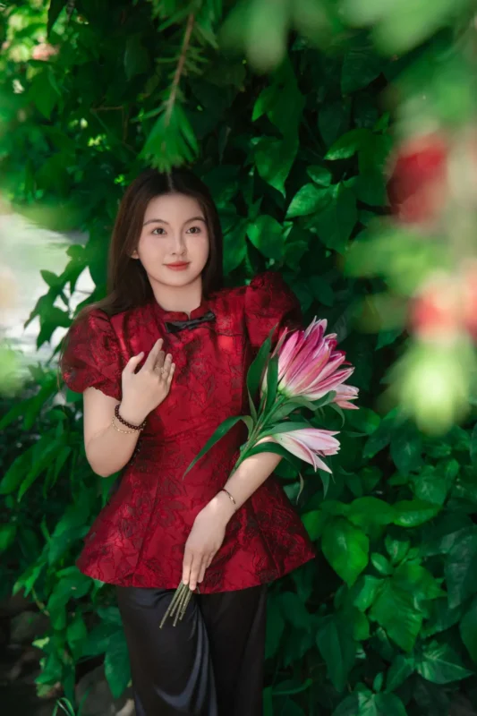 Concept “Emerald Garden” – Nàng Thơ Trong Khu Vườn Xanh 🌿