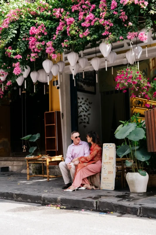 Concept “Áo Dài & Sunshine” – Vẻ Đẹp Truyền Thống Gặp Gỡ Năng Lượng Tươi Mới 🌼