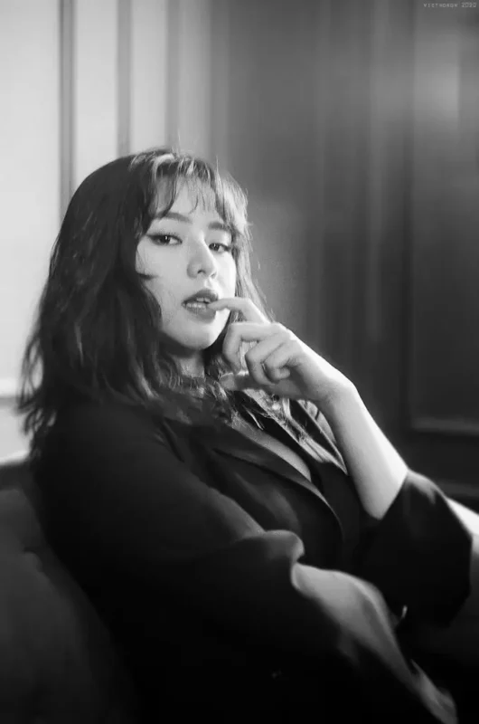 Concept “Silent Grace” – Nét Thanh Lịch Đến Từ Sự Bình Tĩnh Và Tự Tin 🤍